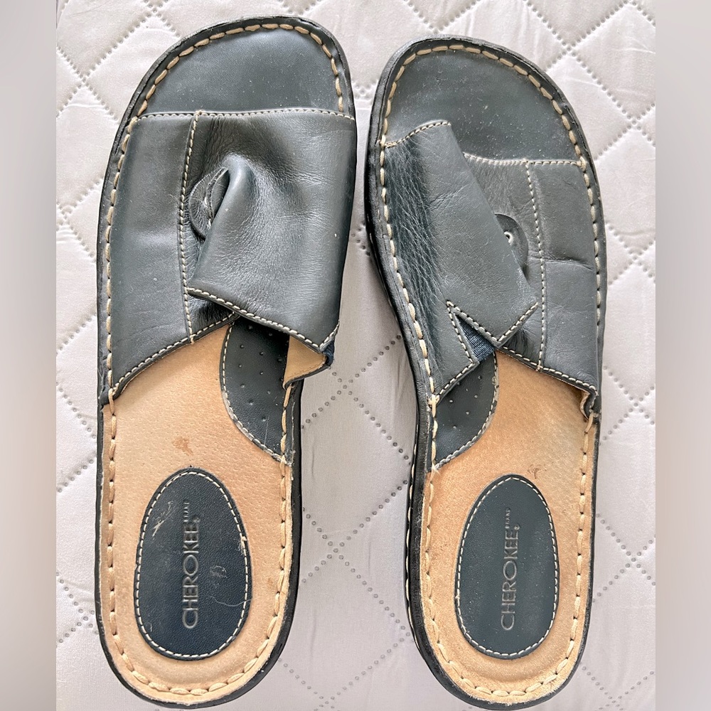 Cherokee dark blue flat sandals. Leather upper. Size 9.5